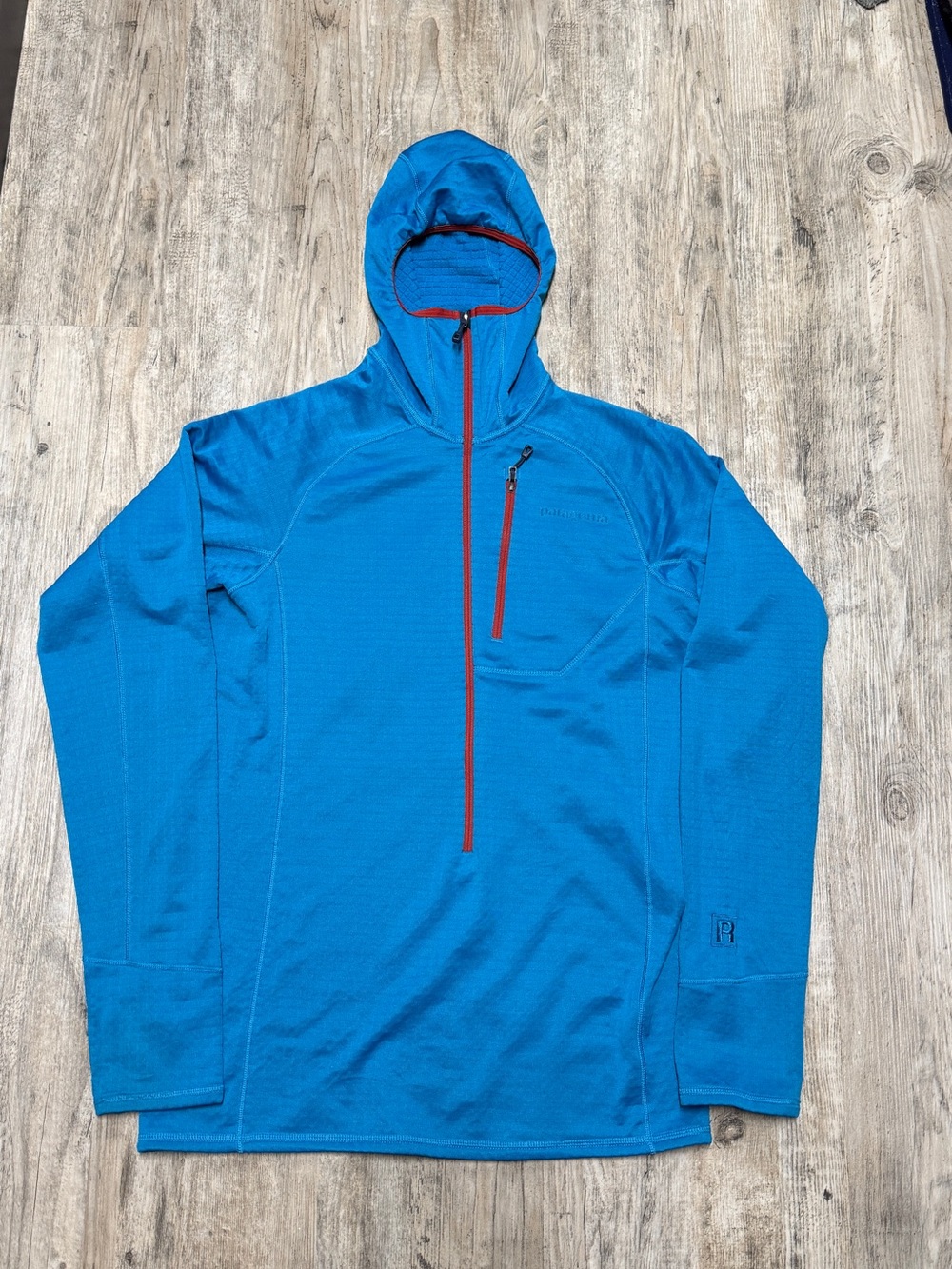 Patagonia R1 Blue Hooded Quarter-Zip Shirt Jacket with Red Zipper